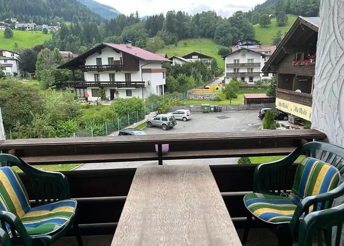 Apartman Brothers - *